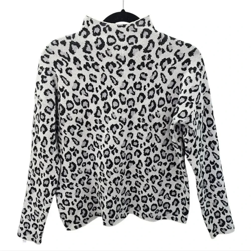 Cynthia Rowley Snow Leopard Mock Neck Sweater Size‎ Small
